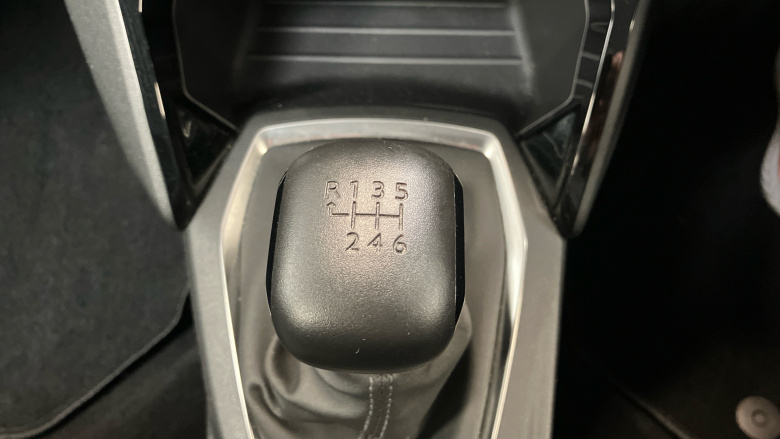 Peugeot 208 1.2 PureTech 100 Active Premium 5dr Petrol Hatchback